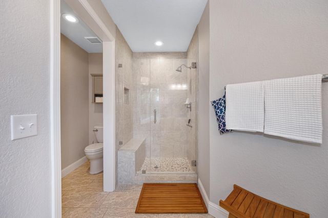 1045 Harrington Way, Carmichael, CA 95608