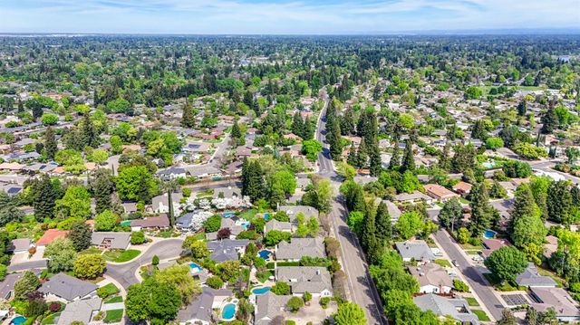 1045 Harrington Way, Carmichael, CA 95608