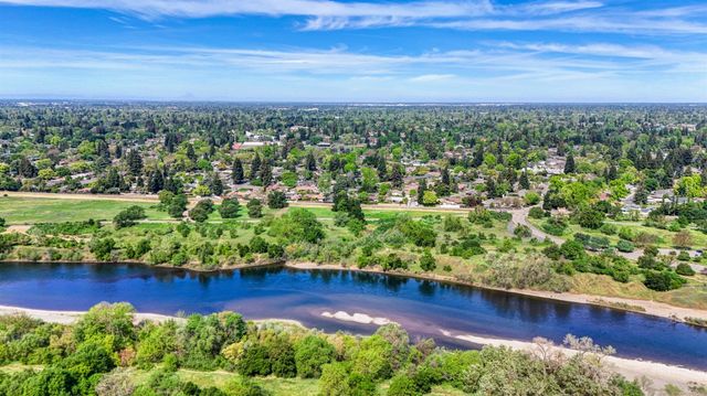 1045 Harrington Way, Carmichael, CA 95608