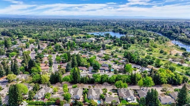 1045 Harrington Way, Carmichael, CA 95608