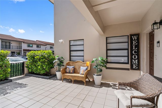13412 SW 62nd St 103M, Miami, FL 33183