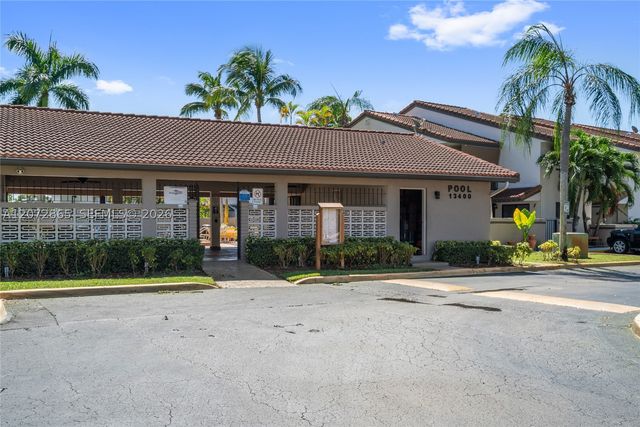 13412 SW 62nd St 103M, Miami, FL 33183