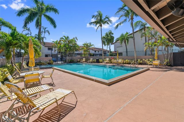 13412 SW 62nd St 103M, Miami, FL 33183
