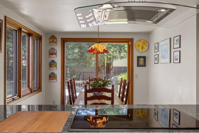 1744 Haggin Grove Way, Carmichael, CA 95608