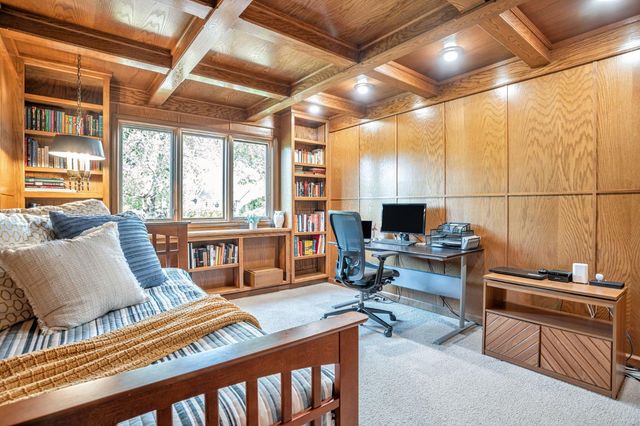 1744 Haggin Grove Way, Carmichael, CA 95608