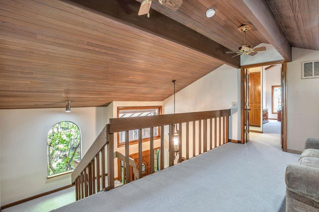 1744 Haggin Grove Way, Carmichael, CA 95608