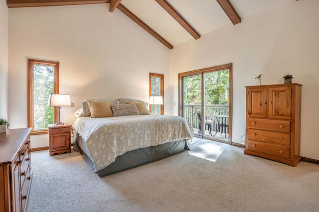 1744 Haggin Grove Way, Carmichael, CA 95608