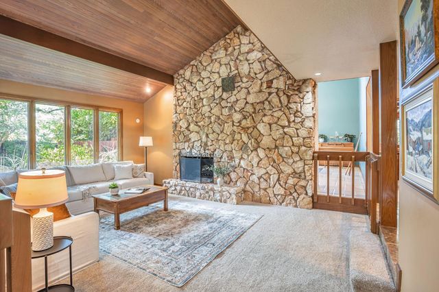 1744 Haggin Grove Way, Carmichael, CA 95608