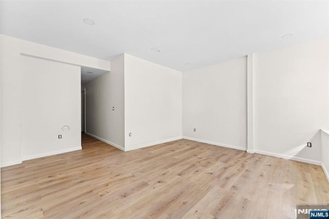 585 McChesney Street, Orange, NJ 07050