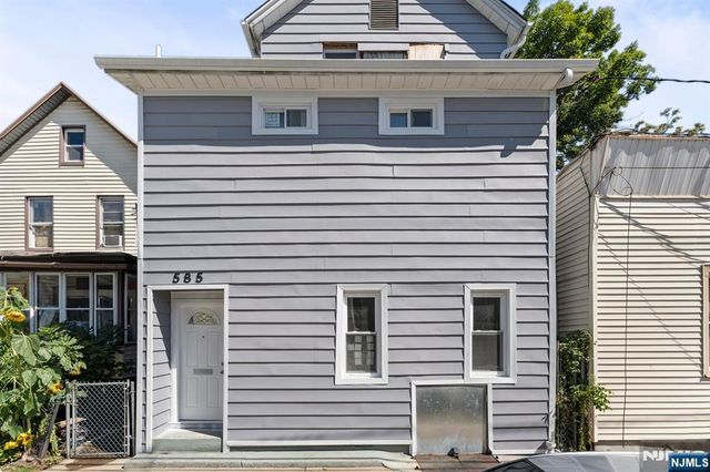 585 McChesney Street, Orange, NJ 07050