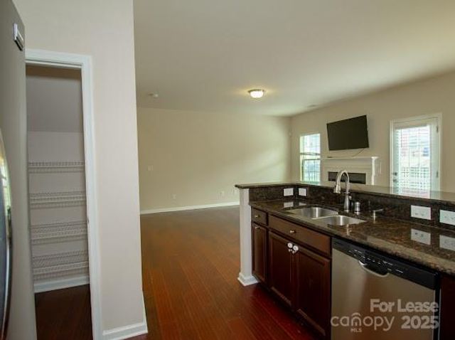 2415 Alyssa Lane, Charlotte, NC 28208