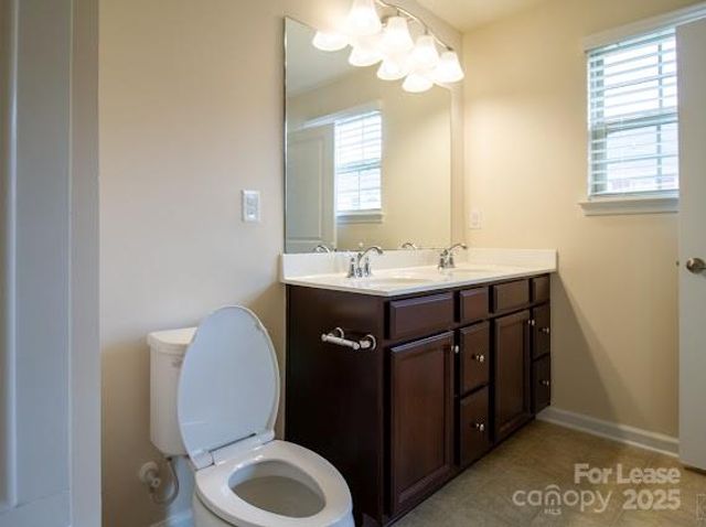 2415 Alyssa Lane, Charlotte, NC 28208