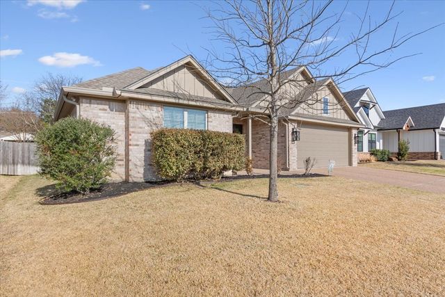 10337 Fallen Leaf Drive, Waco, TX 76712