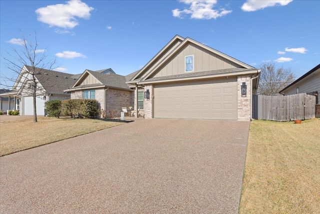 10337 Fallen Leaf Drive, Waco, TX 76712