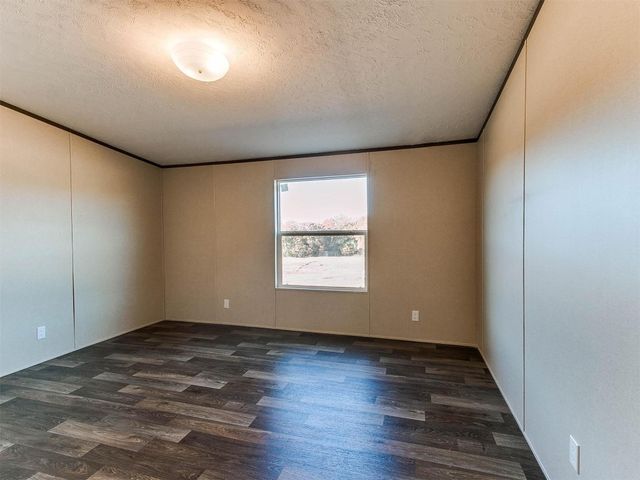 19145 Anderson Lane, Lindsay, OK 73052