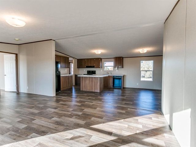 19145 Anderson Lane, Lindsay, OK 73052