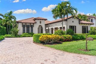 2234 Aberdeen CT, Naples, FL 34105