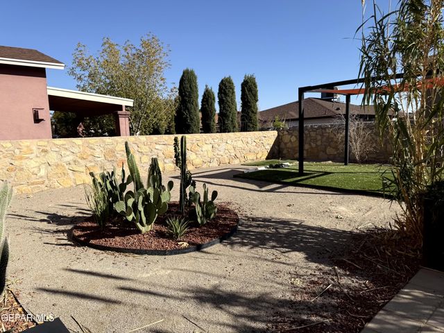 5448 IGNACIO FRIAS Drive, El Paso, TX 79934