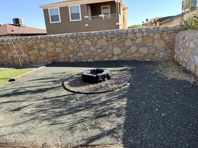 5448 IGNACIO FRIAS Drive, El Paso, TX 79934