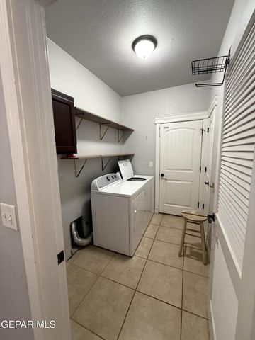 5448 IGNACIO FRIAS Drive, El Paso, TX 79934