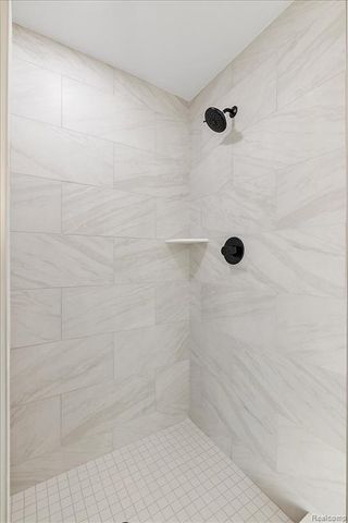 42435 Magnolia Drive, Sterling Heights, MI 48314