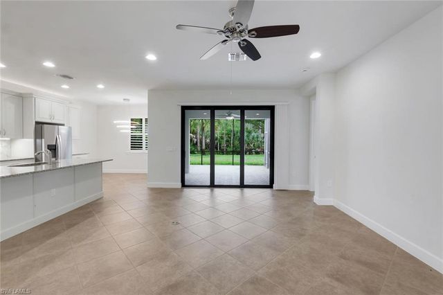 16367 Halberry LN, Naples, FL 34110