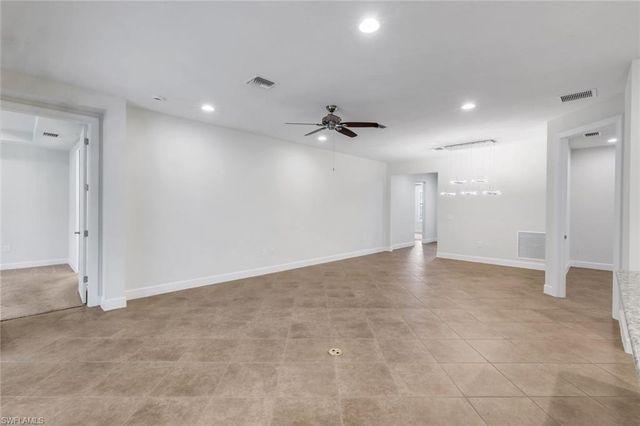 16367 Halberry LN, Naples, FL 34110