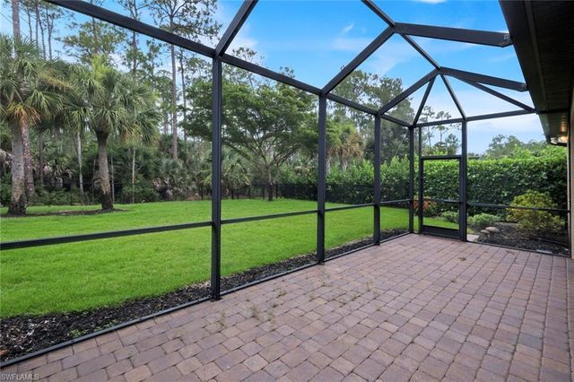 16367 Halberry LN, Naples, FL 34110