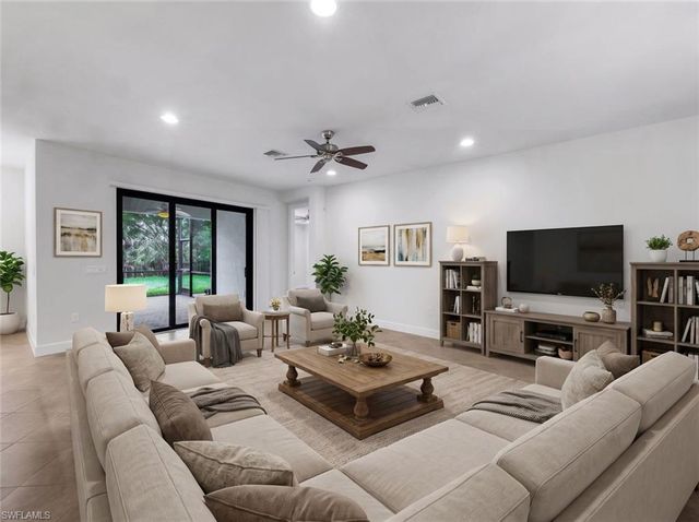 16367 Halberry LN, Naples, FL 34110