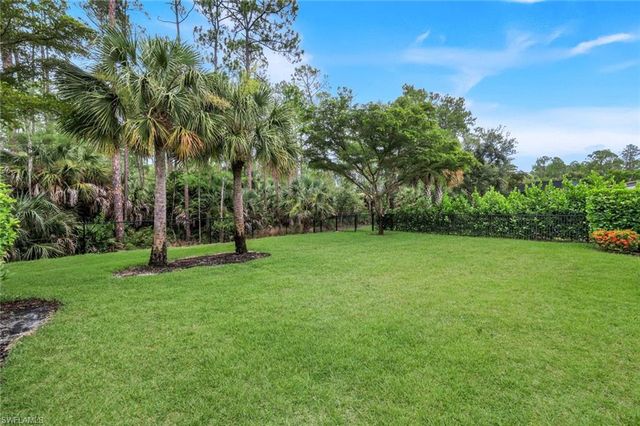 16367 Halberry LN, Naples, FL 34110