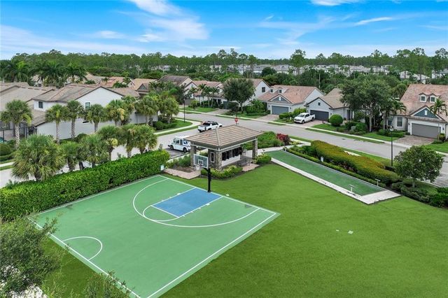 16367 Halberry LN, Naples, FL 34110