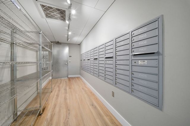 9 Medford Street 410, Somerville, MA 02143