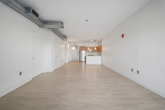 9 Medford Street 410, Somerville, MA 02143