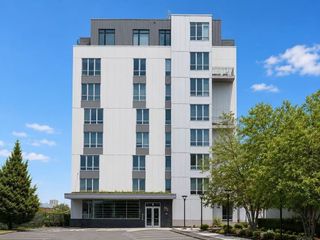 9 Medford Street 410, Somerville, MA 02143