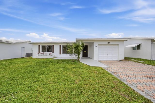2631 W Golf Boulevard, Pompano Beach, FL 33064