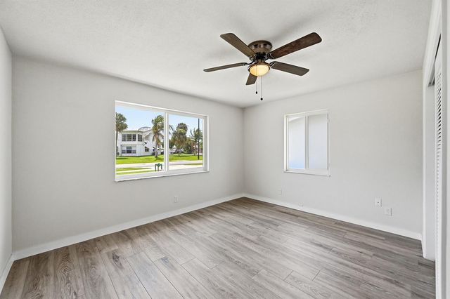 2631 W Golf Boulevard, Pompano Beach, FL 33064