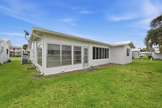 2631 W Golf Boulevard, Pompano Beach, FL 33064