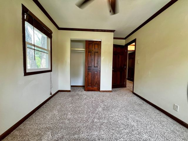 1808 W Freeman Street, Carbondale, IL 62901