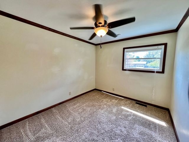 1808 W Freeman Street, Carbondale, IL 62901