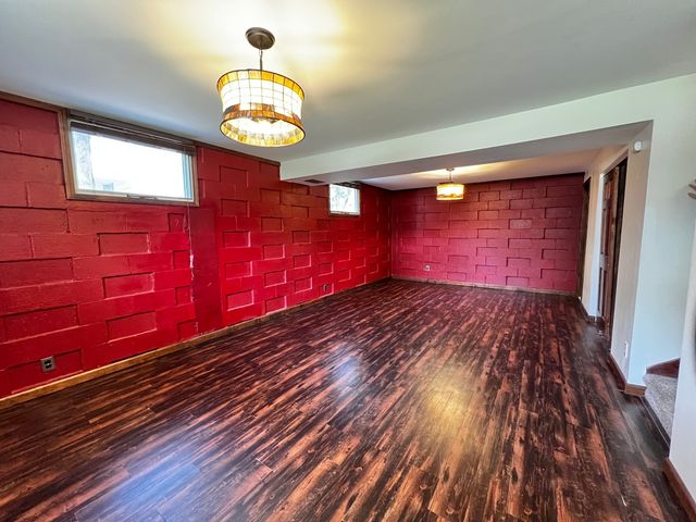 1808 W Freeman Street, Carbondale, IL 62901