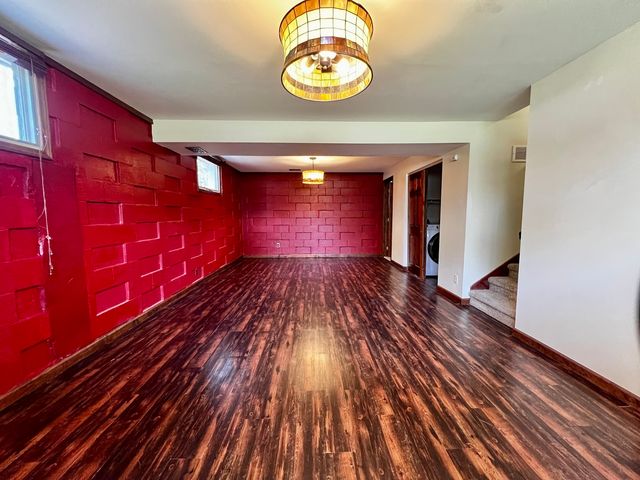 1808 W Freeman Street, Carbondale, IL 62901
