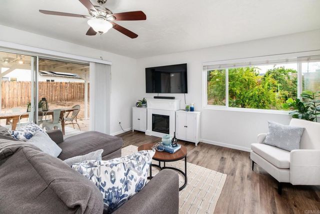 13425 Standish Drive, Poway, CA 92064