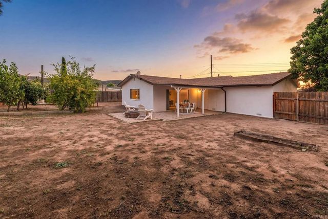 13425 Standish Drive, Poway, CA 92064