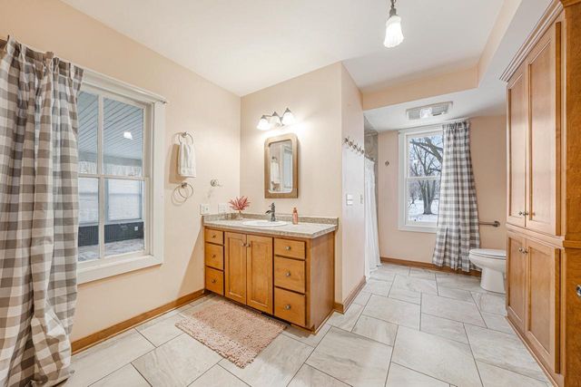 N7065 CTY RD C, Seymour, WI 54165