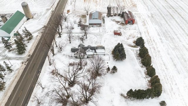 N7065 CTY RD C, Seymour, WI 54165