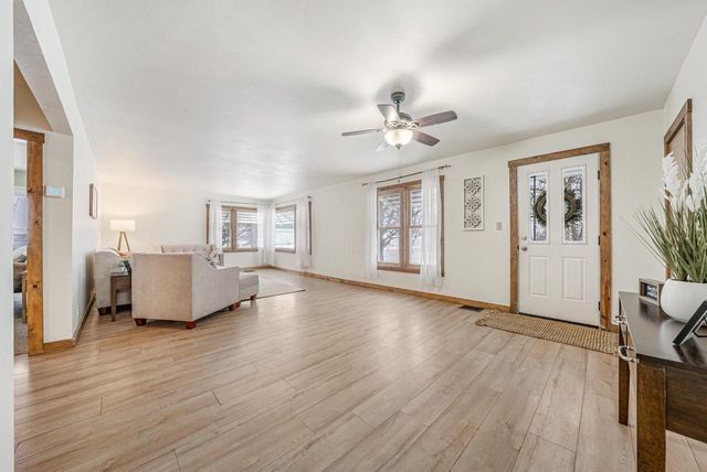 N7065 CTY RD C, Seymour, WI 54165