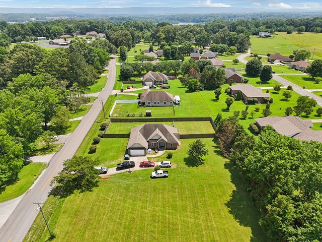 263 Riva Lake Rd, Winchester, TN 37398