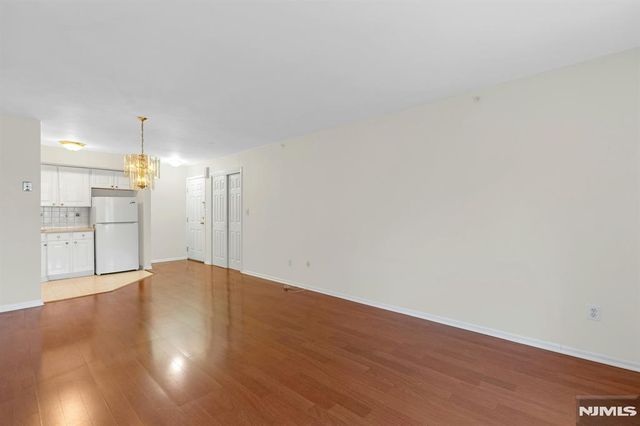 1419 Faulkner Court, Mahwah, NJ 07430