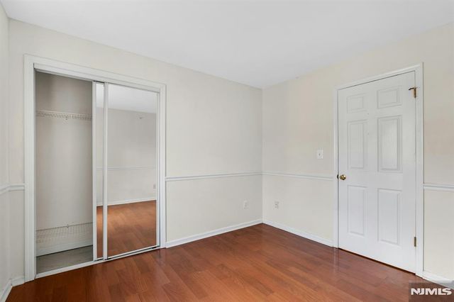 1419 Faulkner Court, Mahwah, NJ 07430