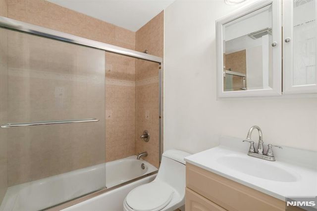 1419 Faulkner Court, Mahwah, NJ 07430